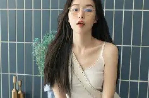 不顾央视警告顶风作案与刘涛传出绯闻的杨烁成了“跳梁小丑”
