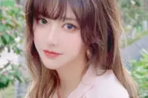 因耍大牌惨遭封杀求拍裸戏上位难怪连张颂文都嫌弃她！